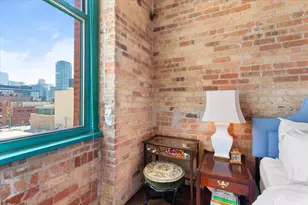 312 N May St, Chicago, IL 60607 - Photo 17