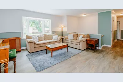 1531 Maplewood Avenue, Hanover Park, IL 60133 - Photo 5