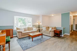 1531 Maplewood Ave, Hanover Park, IL 60133 - Photo 5