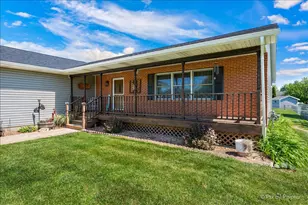 1019 Sandhurst Dr, Sandwich, IL 60548 - Photo 3