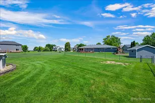 1019 Sandhurst Dr, Sandwich, IL 60548 - Photo 41