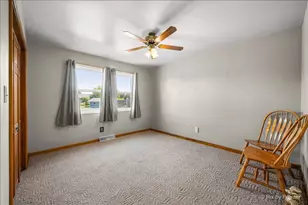 1019 Sandhurst Dr, Sandwich, IL 60548 - Photo 23