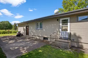 104 N Spruce St, Cortland, IL 60112 - Photo 17