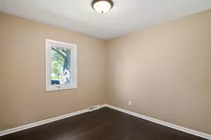 104 N Spruce St, Cortland, IL 60112 - Photo 11