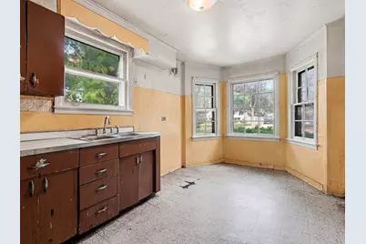 9220 Monitor Avenue, Oak Lawn, IL 60453 - Photo 9