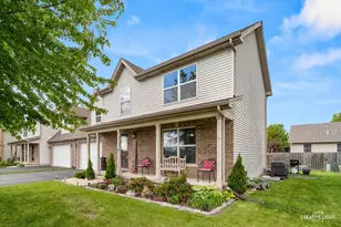 623 Lisbon St, Sandwich, IL 60548 - Photo 1