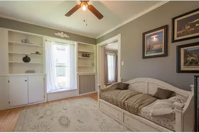916 W Stephenson Street, Freeport, IL 61032 - Photo 5
