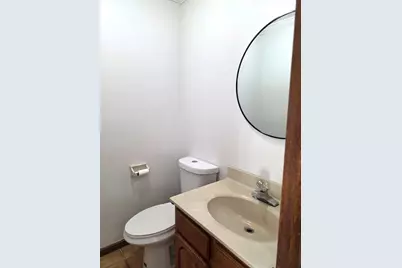 1234 N Lyle Avenue, Elgin, IL 60123 - Photo 9