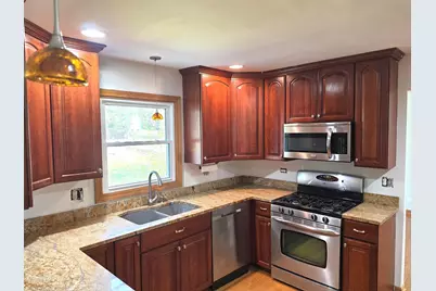 1234 N Lyle Avenue, Elgin, IL 60123 - Photo 5