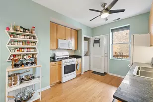 1241 W Rosemont Ave, Chicago, IL 60660 - Photo 7