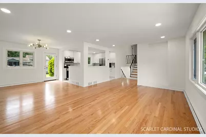 102 N Erie Street, Wheaton, IL 60187 - Photo 3