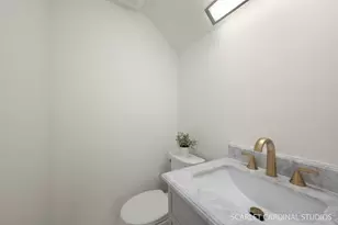 102 N Erie St, Wheaton, IL 60187 - Photo 27