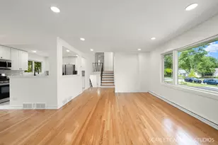 102 N Erie St, Wheaton, IL 60187 - Photo 5