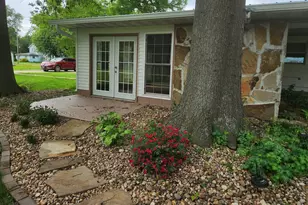 211 E Depew St, Odin, IL 62870 - Photo 31