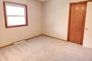 211 E Depew St, Odin, IL 62870 - Photo 19
