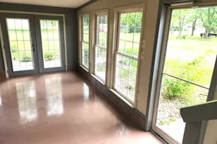 211 E Depew St, Odin, IL 62870 - Photo 23