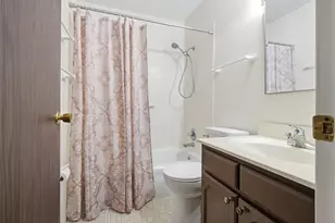 218 Cambridge Dr, Normal, IL 61761 - Photo 13