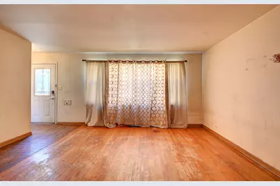 9143 S Cottage Grove Avenue #Unit-B, Chicago, IL 60619 - Photo 5
