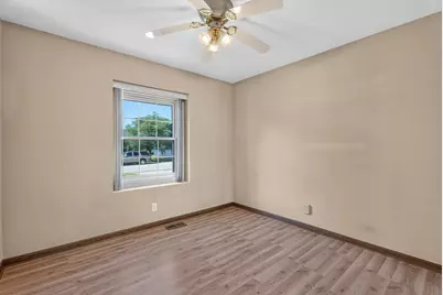 1306 Boston Avenue, Joliet, IL 60435 - Photo 15