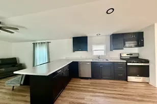 2705 St Vincent Ave, Lasalle, IL 61301 - Photo 5