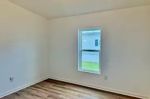 2705 St Vincent Ave, Lasalle, IL 61301 - Photo 9