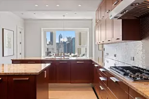 77 E Walton St, Chicago, IL 60611 - Photo 21