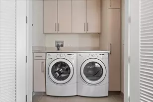 77 E Walton St, Chicago, IL 60611 - Photo 39