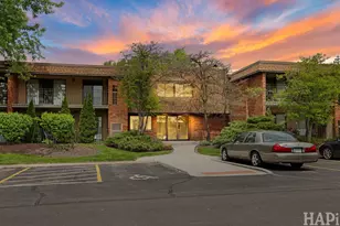 70 Old Oak Dr, Buffalo Grove, IL 60089 - Photo 1