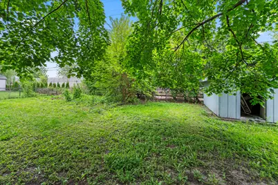 7809 Columbia Drive, Bridgeview, IL 60455 - Photo 3