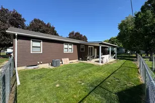 231 Martin Rd, Rock Falls, IL 61071 - Photo 17