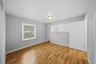 1517 E Roosevelt Rd, Wheaton, IL 60187 - Photo 17