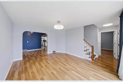 1517 E Roosevelt Road, Wheaton, IL 60187 - Photo 3