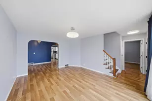 1517 E Roosevelt Rd, Wheaton, IL 60187 - Photo 3
