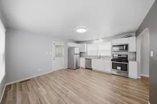 1517 E Roosevelt Rd, Wheaton, IL 60187 - Photo 7
