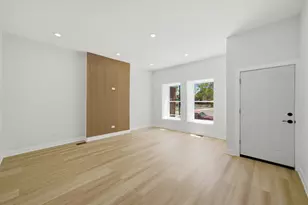2702 W Adams St, Chicago, IL 60612 - Photo 15