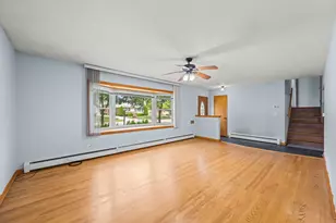 7662 Enfield Ave, Morton Grove, IL 60053 - Photo 3