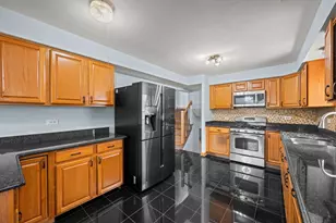 7662 Enfield Ave, Morton Grove, IL 60053 - Photo 9