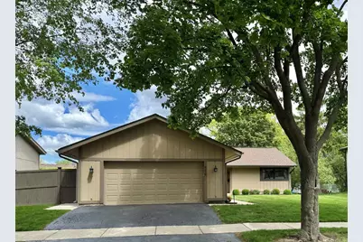 626 Bryce Trail, Roselle, IL 60172 - Photo 3