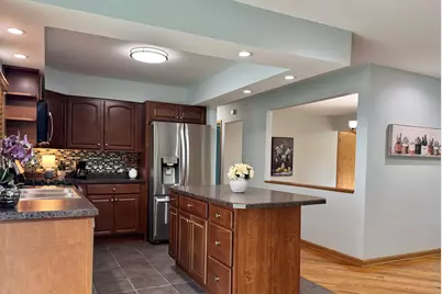 626 Bryce Trail, Roselle, IL 60172 - Photo 21