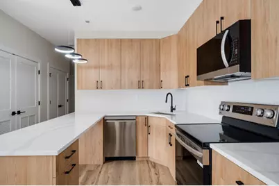 3992 S Lake Park Avenue #2S, Chicago, IL 60653 - Photo 3