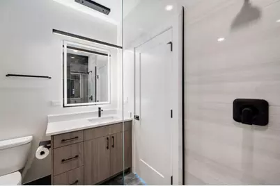 3992 S Lake Park Avenue #2S, Chicago, IL 60653 - Photo 15