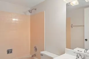 1242 S Wellington Ct, Buffalo Grove, IL 60089 - Photo 21