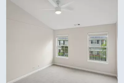 1242 S Wellington Court #4, Buffalo Grove, IL 60089 - Photo 13