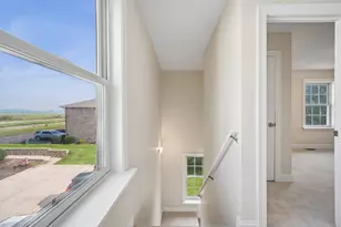 249 Judy Ln, Cortland, IL 60112 - Photo 9