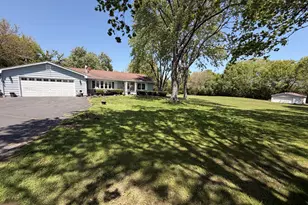 2006 Old Peterson Rd, Libertyville, IL 60048 - Photo 1