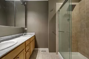 1811 N Rockwell St, Chicago, IL 60647 - Photo 17