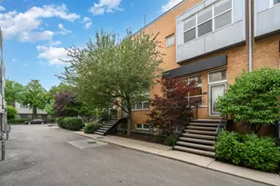 1811 N Rockwell St, Chicago, IL 60647 - Photo 1