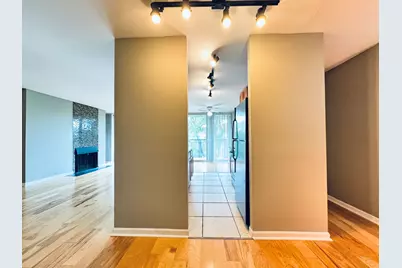 5900 Oakwood Drive #4J, Lisle, IL 60532 - Photo 3