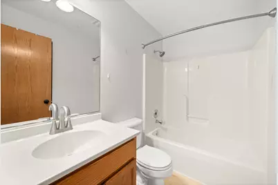 183 McLaren Drive N #183, Sycamore, IL 60178 - Photo 11