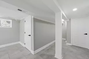 13116 S Ave O Ave, Chicago, IL 60633 - Photo 15